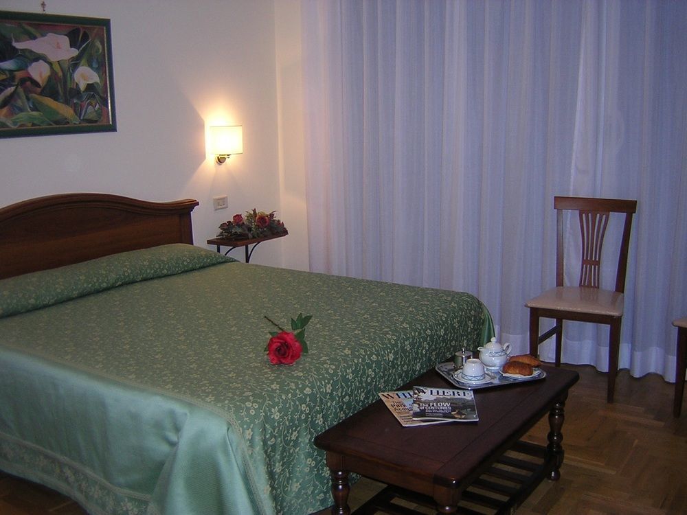 Porta Pia Rooms Rome Exterior photo